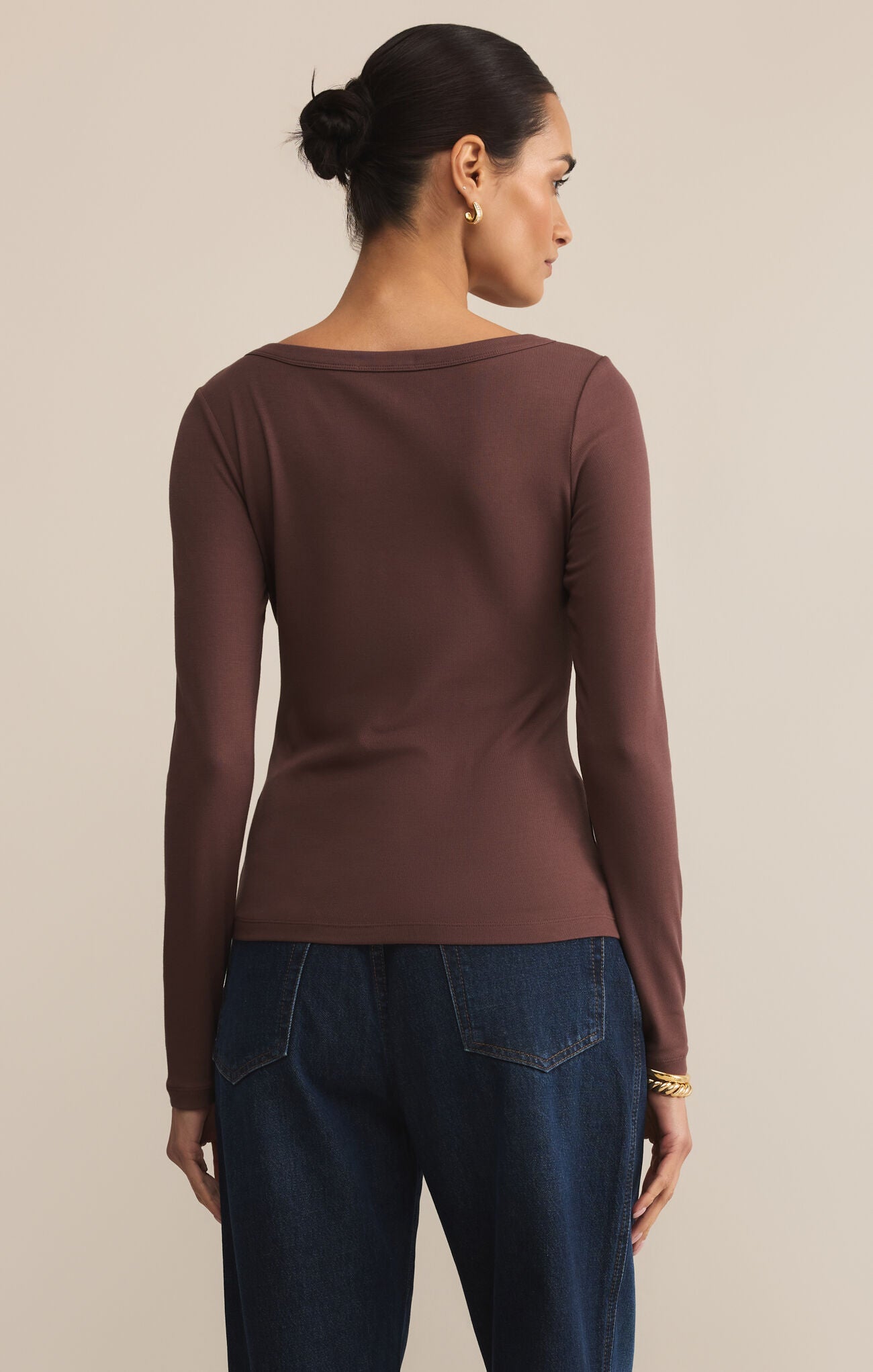 SECOND SKIN SCOOP NECK TOP