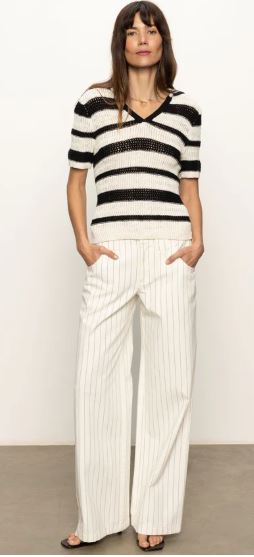 KNITTED COLLARED TOP