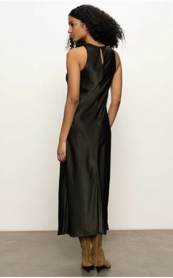 EVERYDAY SATIN DRESS