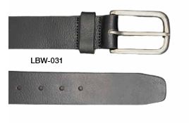 Smooth Leather Belt with an oval antique silver buckle
