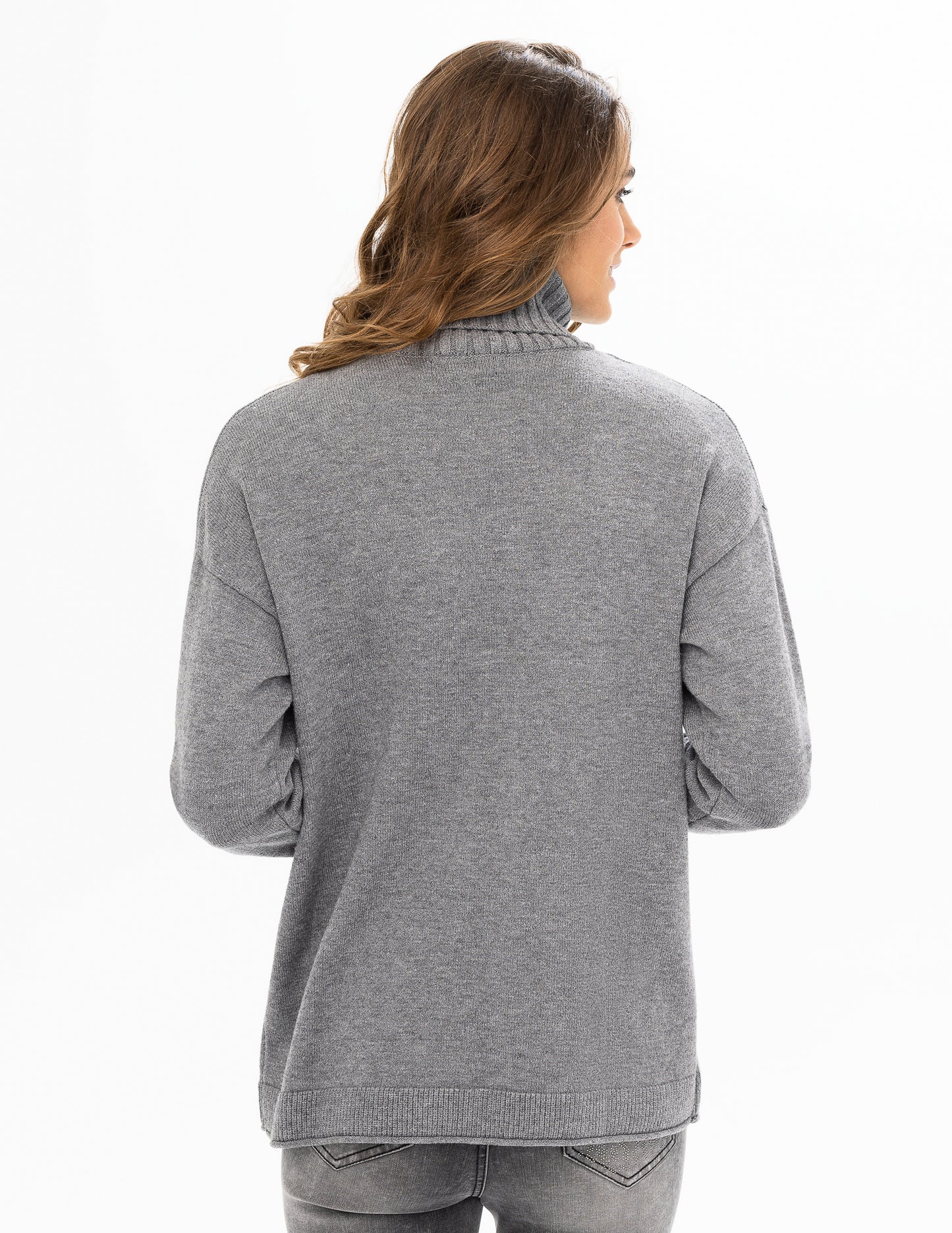 2 POCKET TURTLE NECK SWEATER