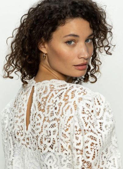 CHERISHED LACE TEE