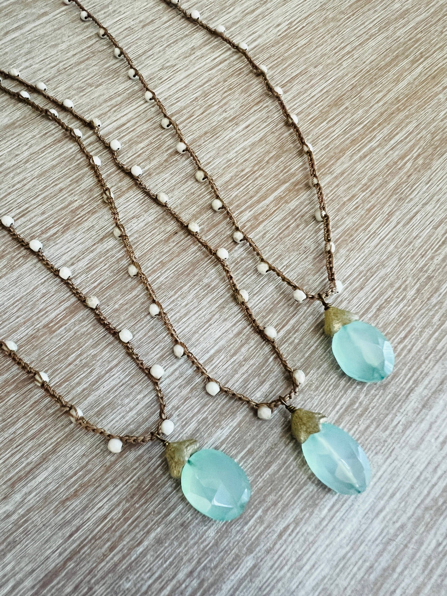 Twist Style - Chalcedony Dew Drop Necklace With Frosty White Crystal