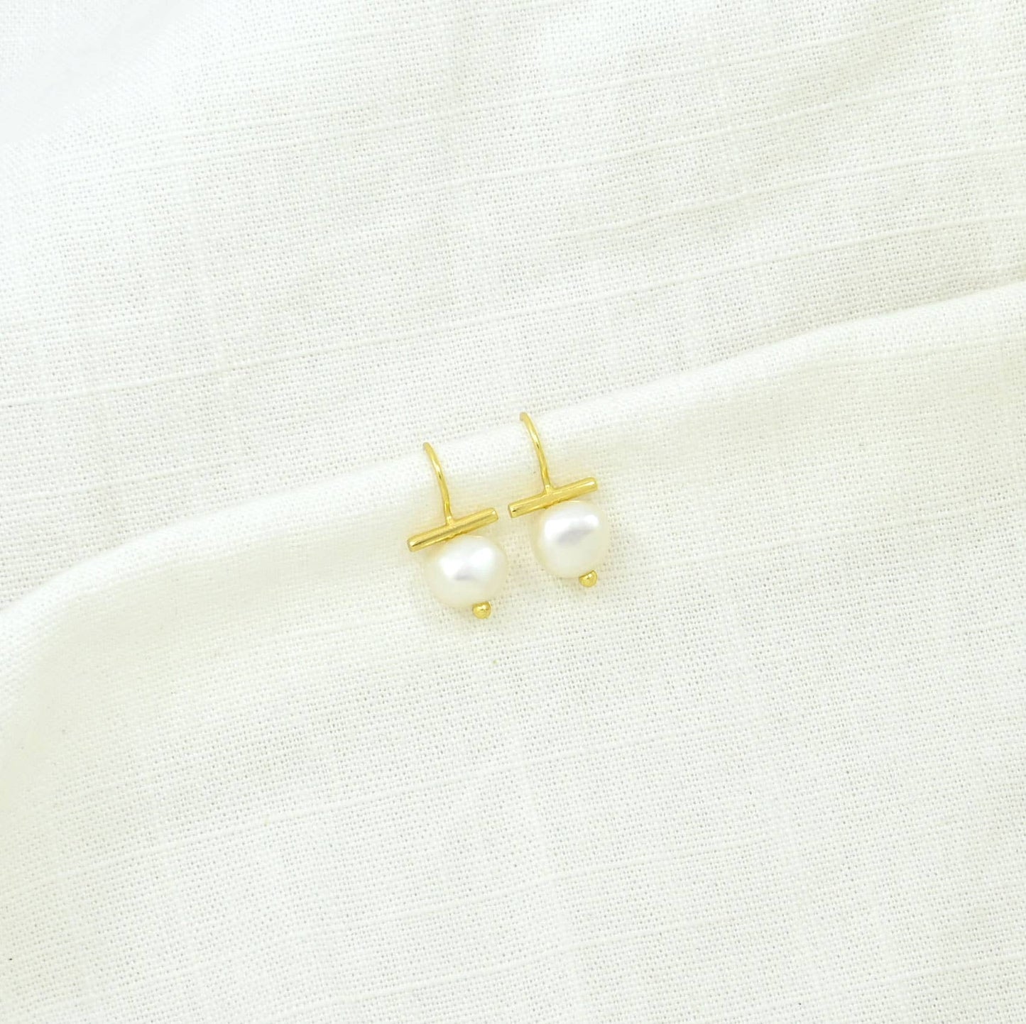 Schmuckoo Berlin - Baroque Pearl Gold Earring