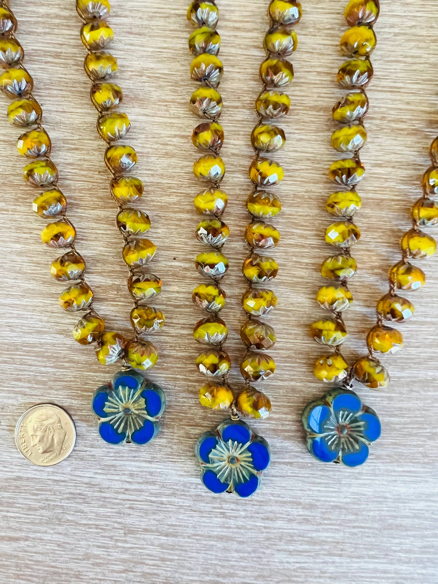 Twist Style - Indigo Glass Flower Necklace With Honeycomb Crystal