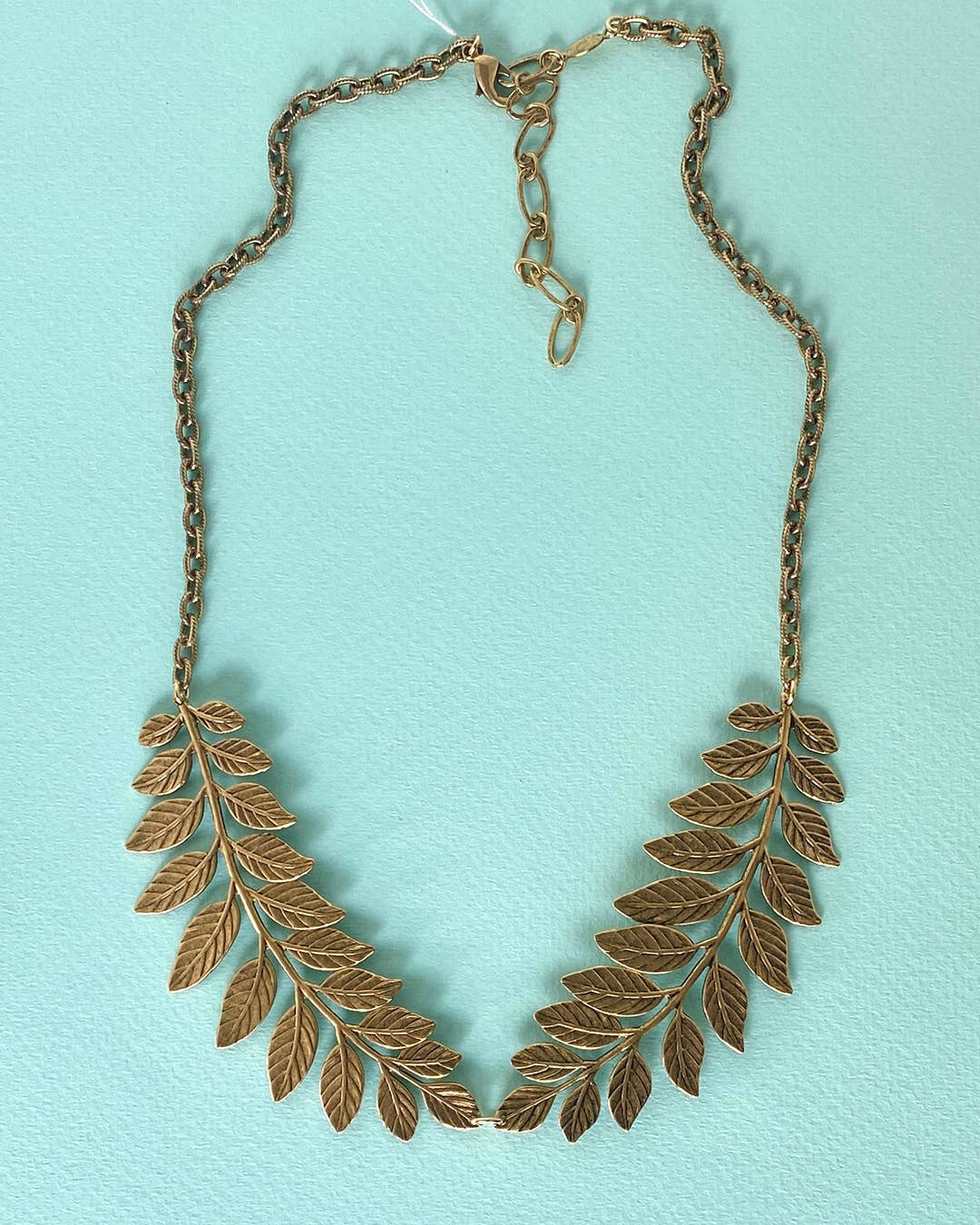 Ornamental Things - Golden Leafy Collar Necklace