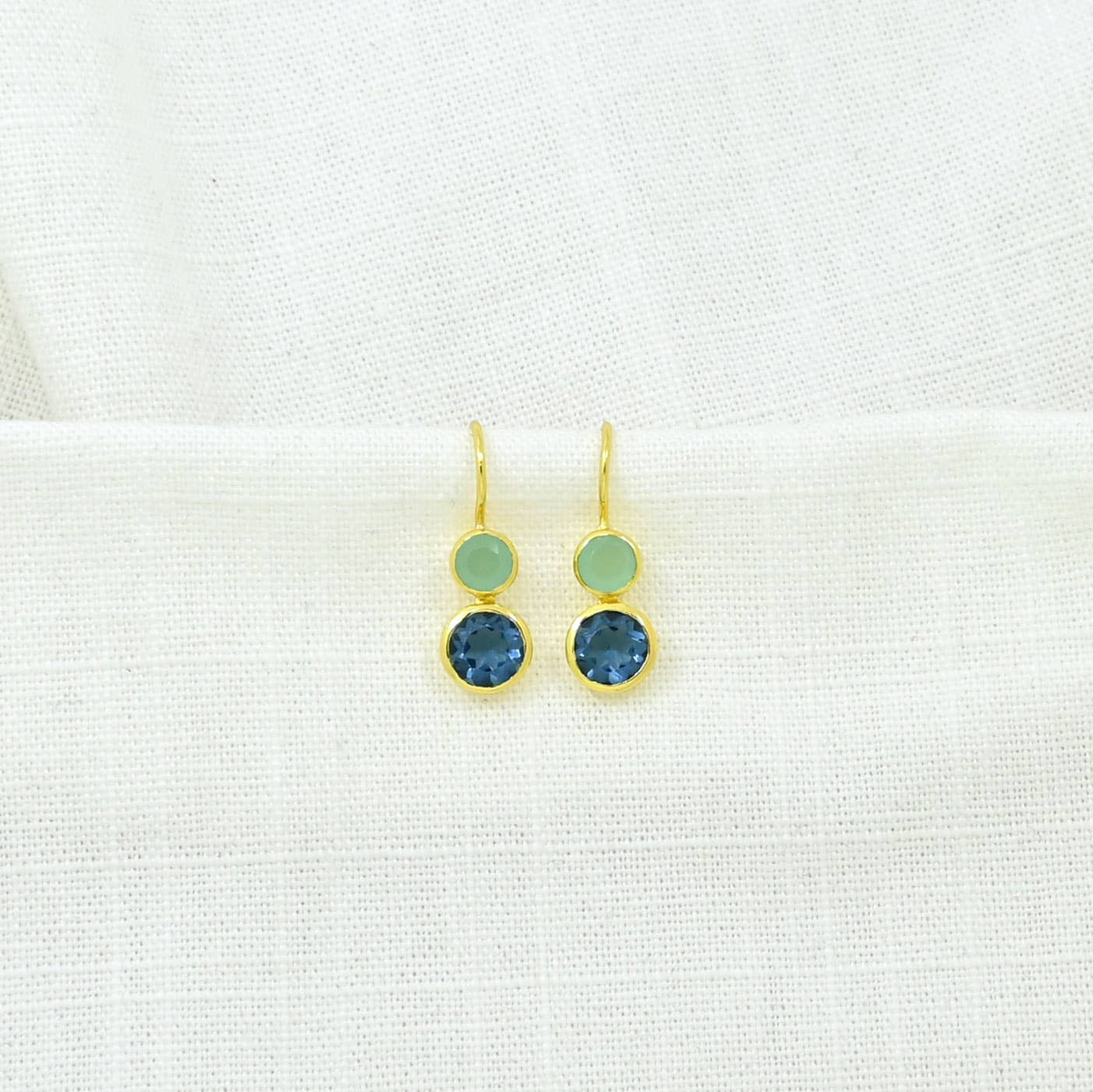 Schmuckoo Berlin - Delphine Gold Earring - Aqua Chalcedony & Blue Iolite