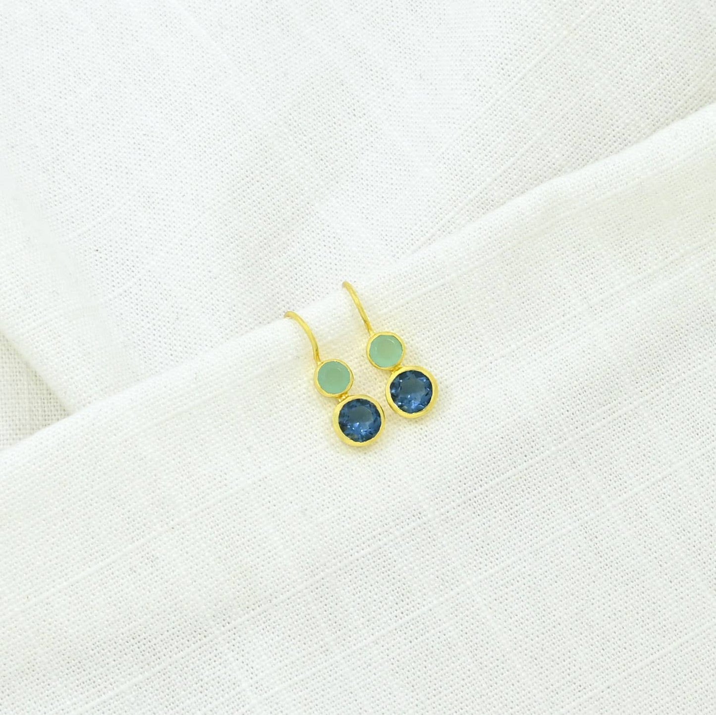 Schmuckoo Berlin - Delphine Gold Earring - Aqua Chalcedony & Blue Iolite