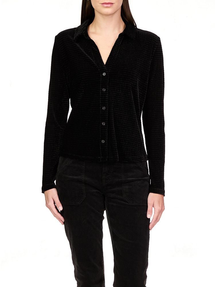 TEXTURED VELVET BUTTON UP