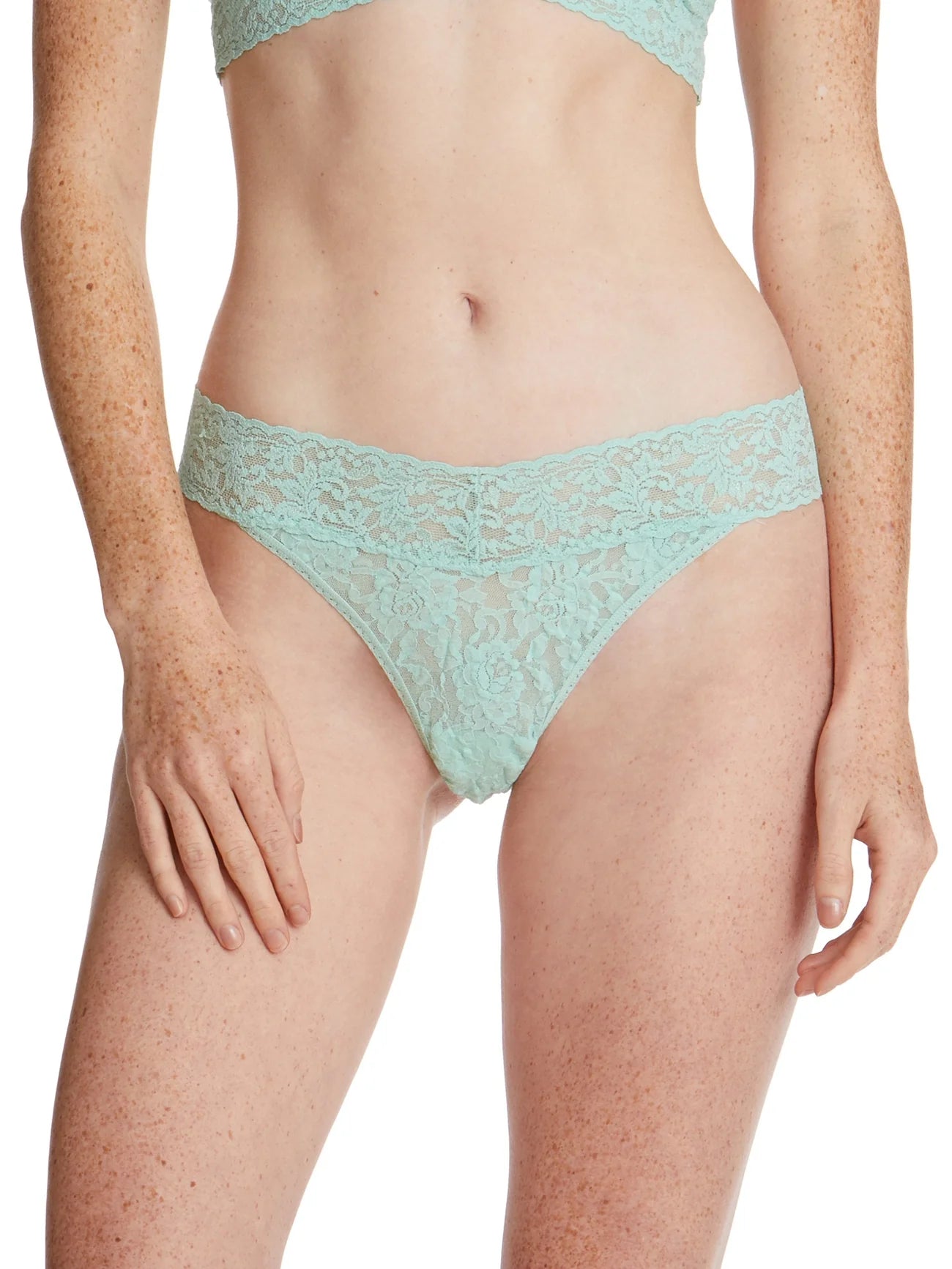 Signature Lace Original Rise Thong
