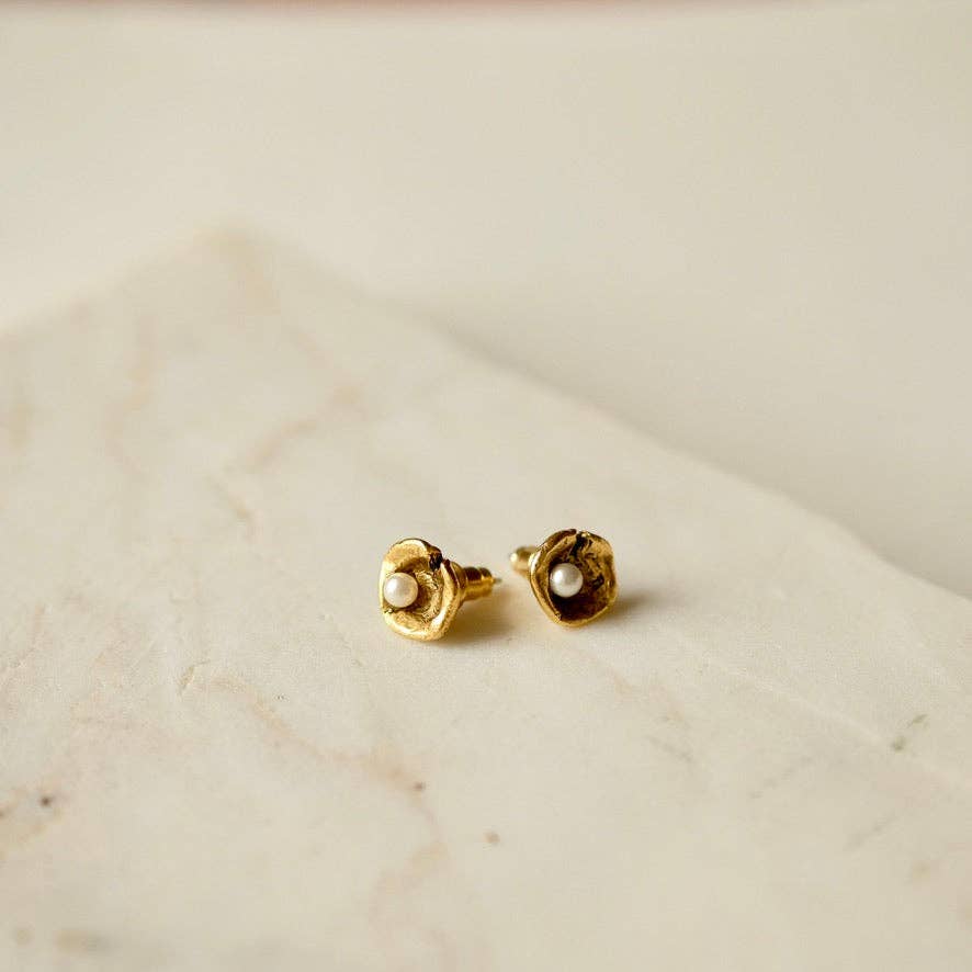 Tilly Doro - Oyster studs