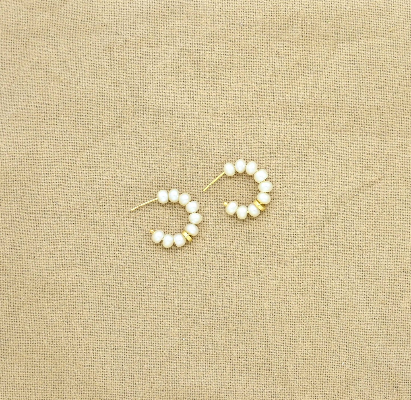 Schmuckoo Berlin - Pearl Gold Plated Hoop Earring