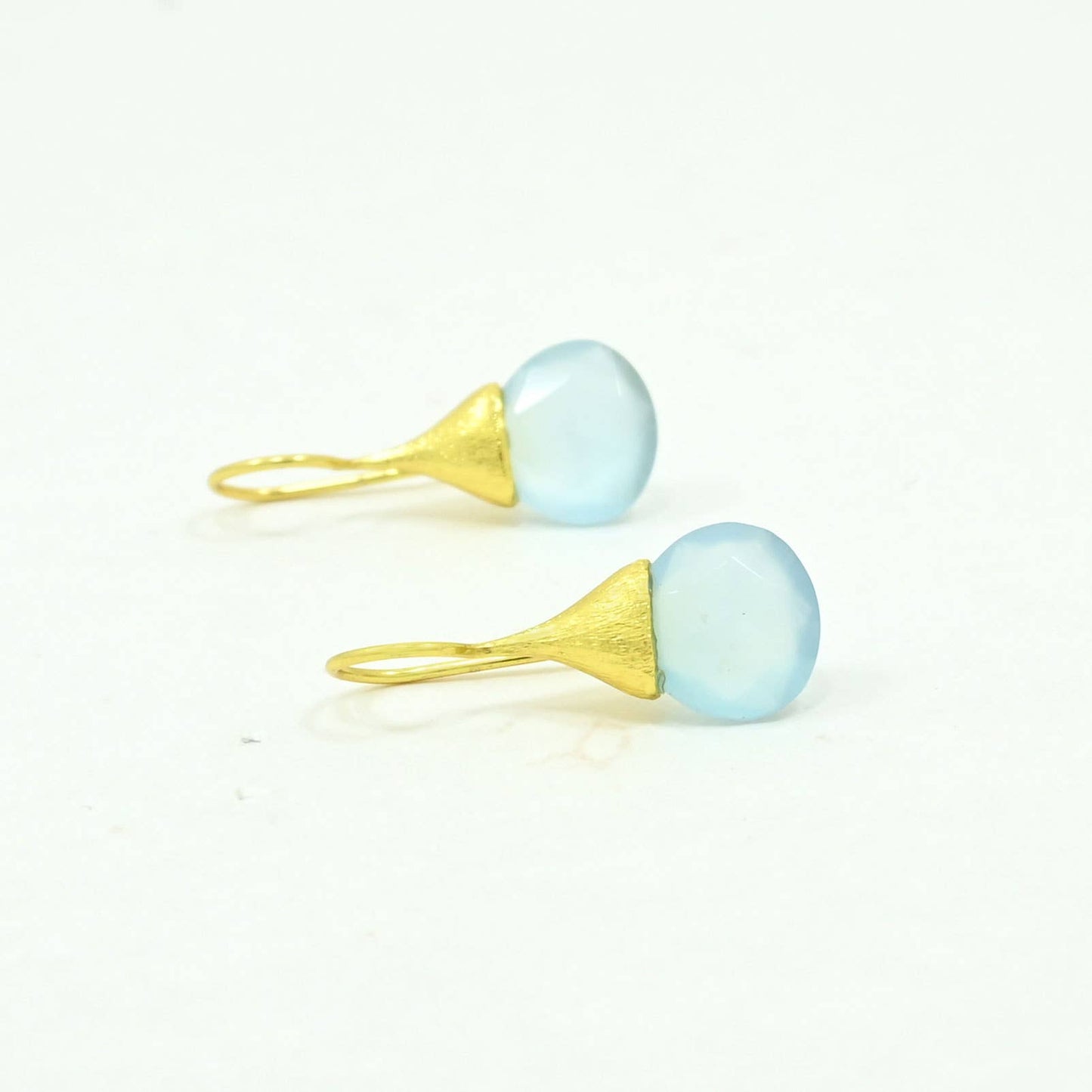 Schmuckoo Berlin - Boho Droplet Earrings Gold - Light Aquamarine Chalcedony