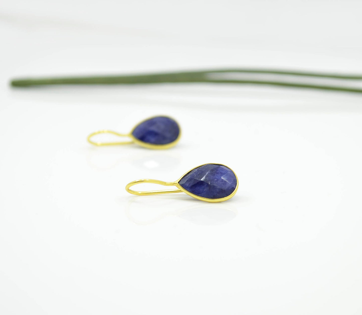 Schmuckoo Berlin - Teardrop Gemstone Earring Gold Silver 925 - Blue Sillimanite