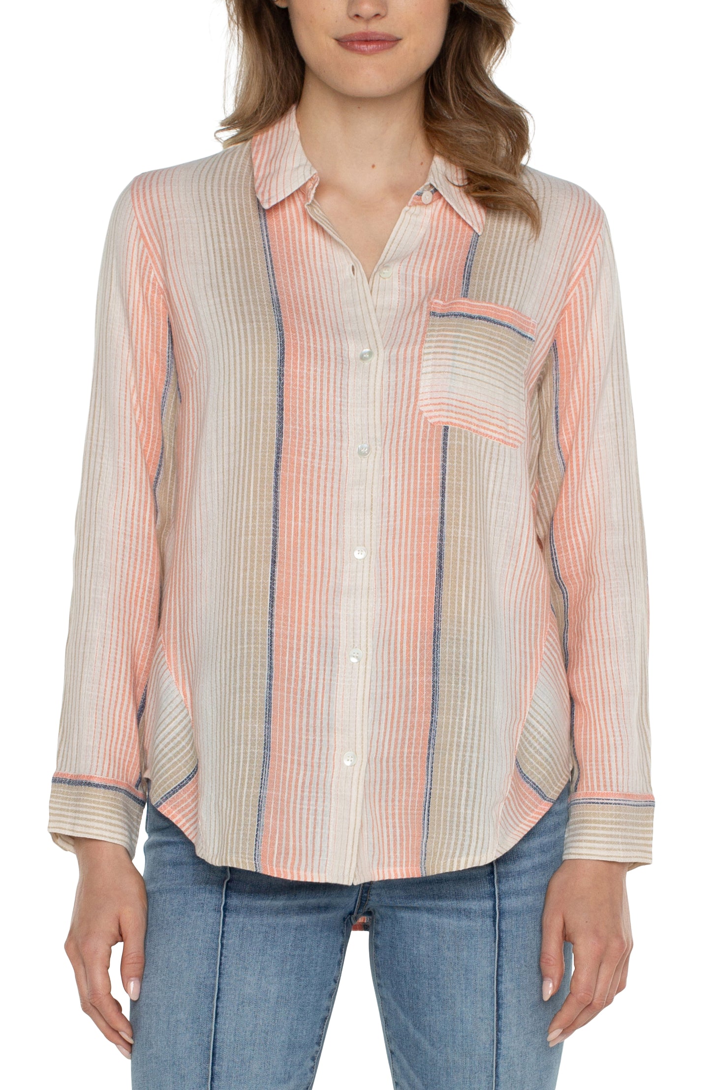 Button Front Shirt w/ Inverted Pleat Mitering