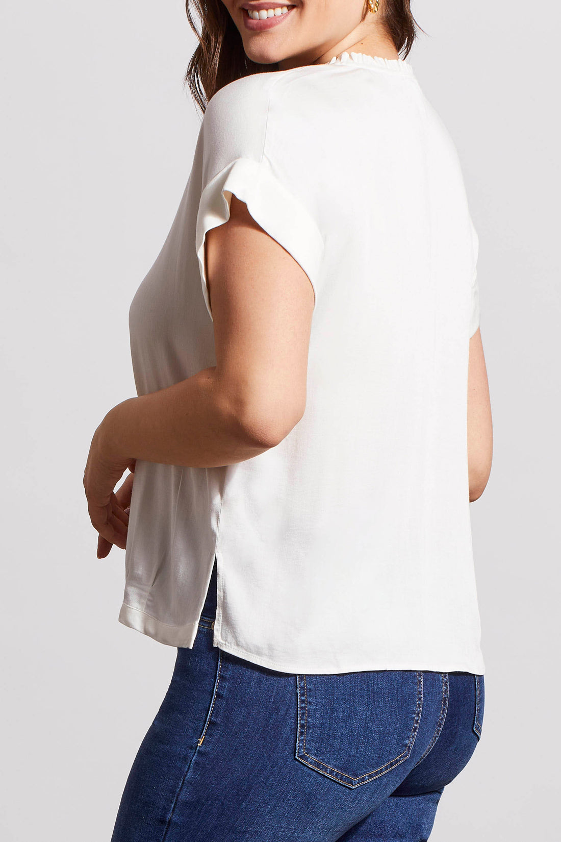 BLOUSE W/ PLEAT DTL & BEADS