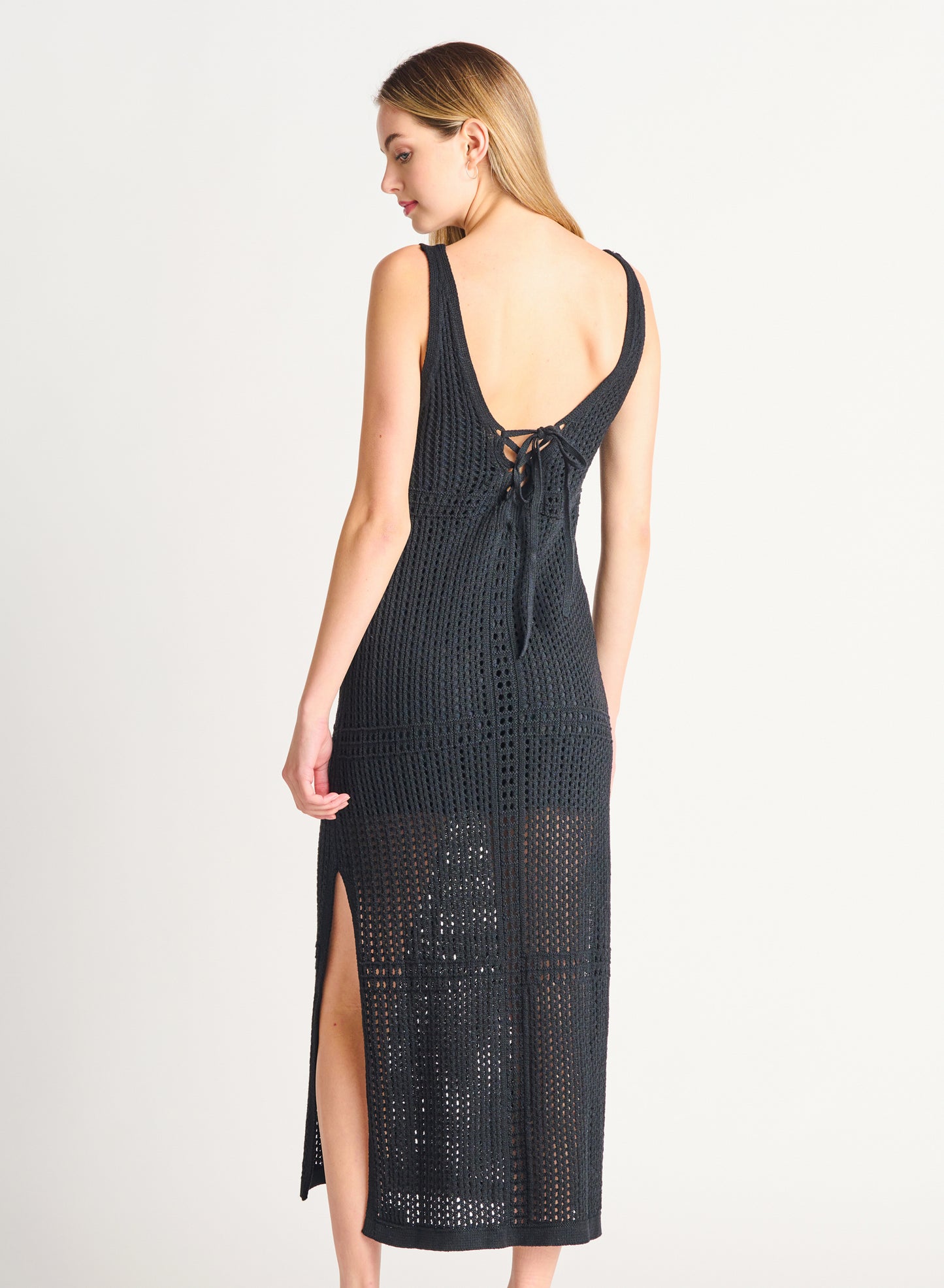 SLEEVELESS CROCHET SWEATER DRESS
