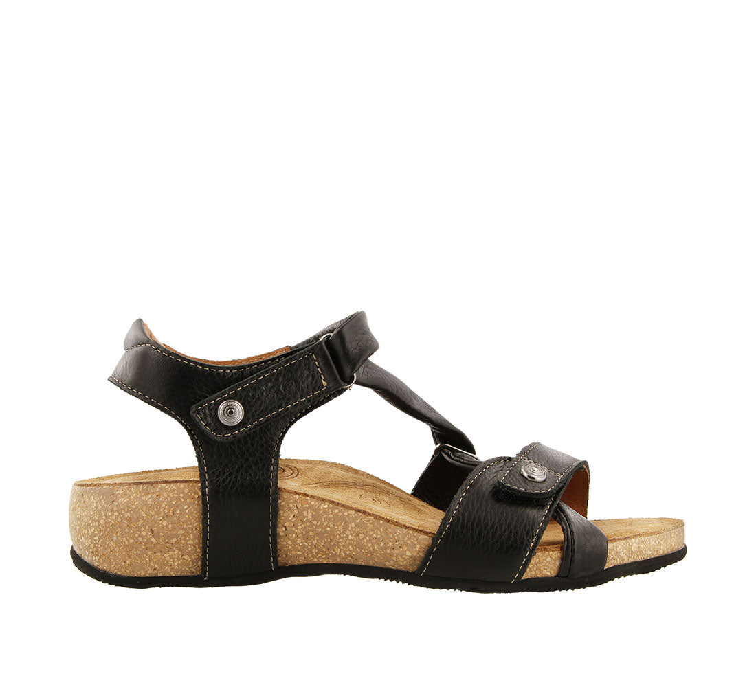 UNIVERSE SANDAL