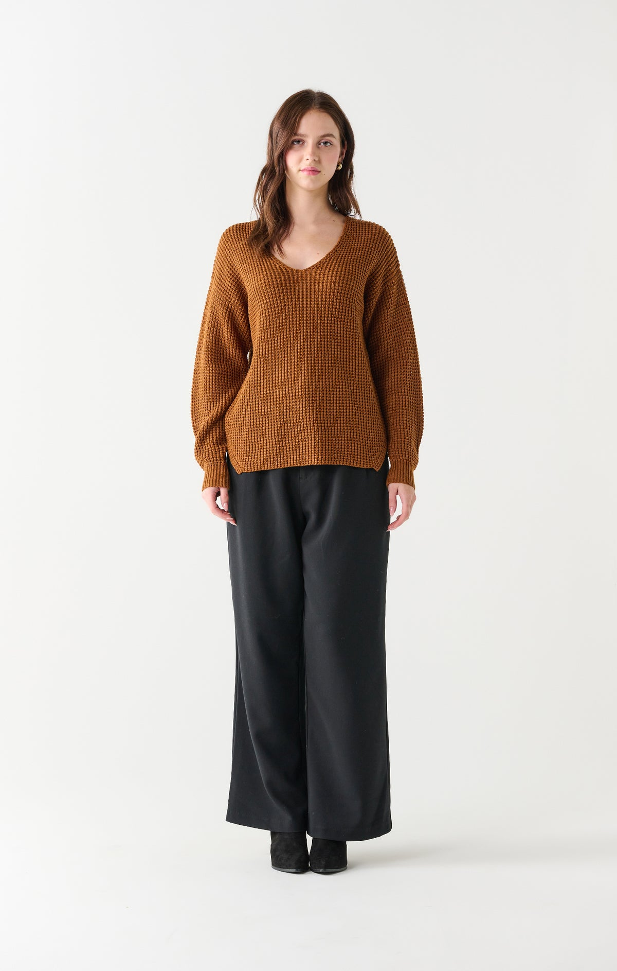 TEXTURED STITCH BEVELLED HEM SWEATER