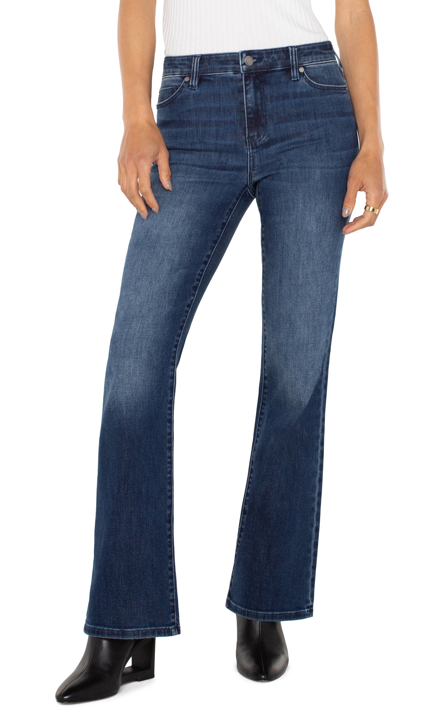 Lucy Bootcut 32" Inseam