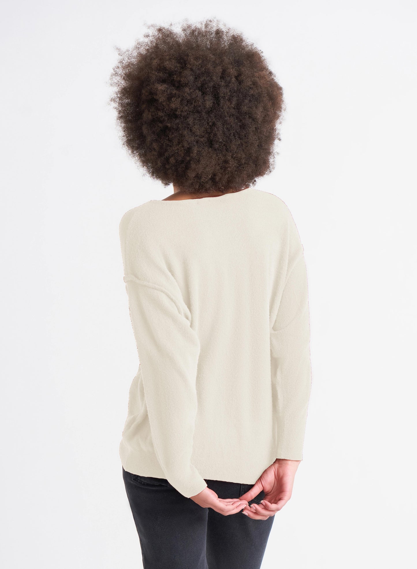 ULTRA SOFT V-NECK SWEATER