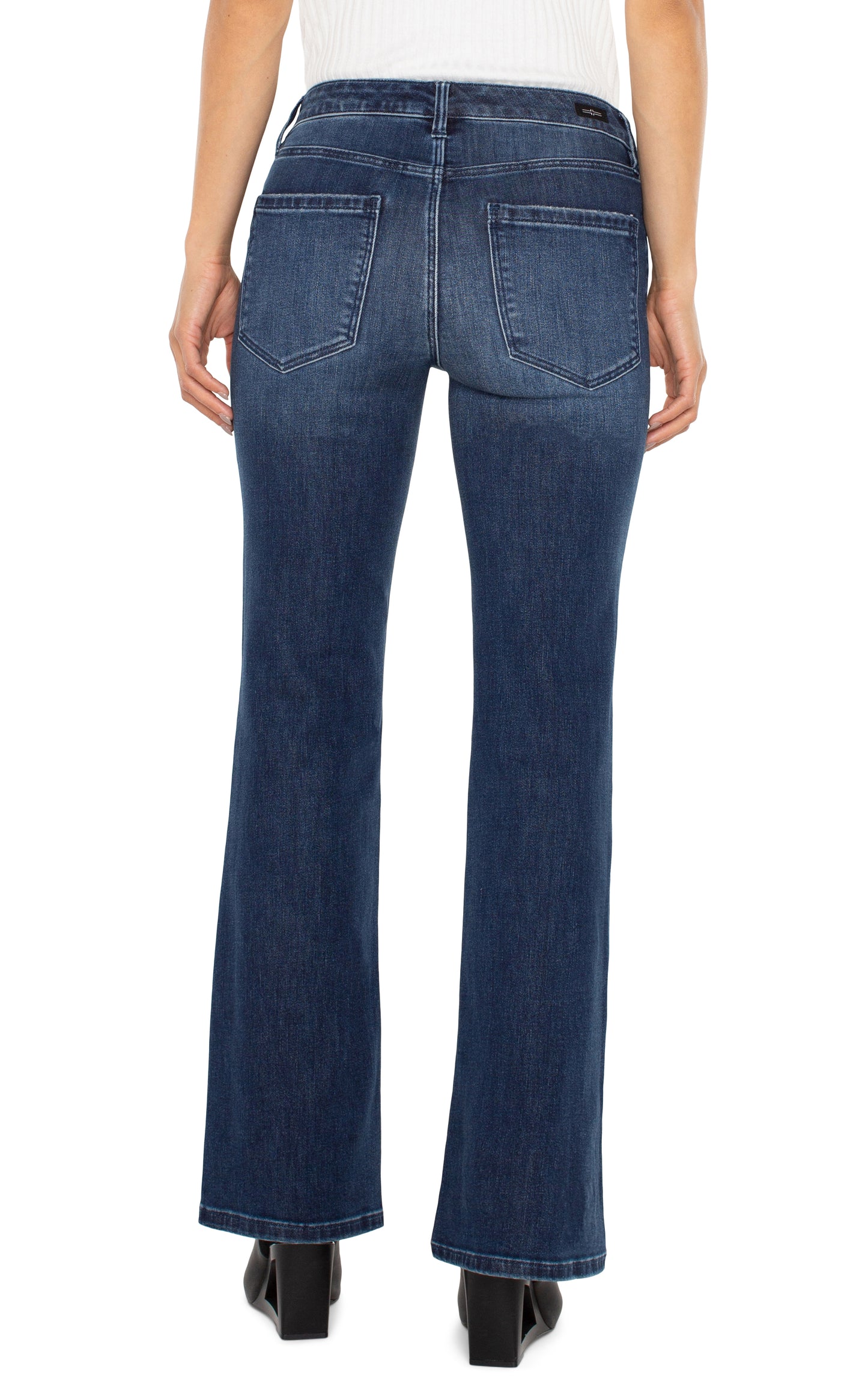 Lucy Bootcut 32" Inseam