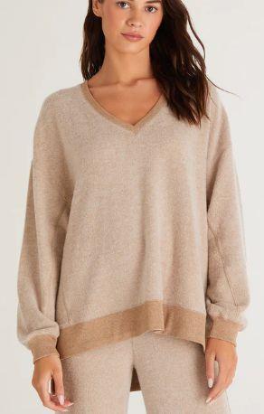 COZY V-NECK MODERN WEEKENDER
