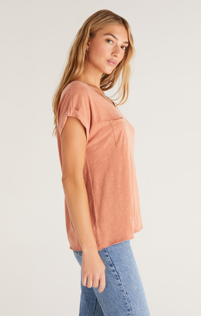 Traveler Easy Pocket Tee