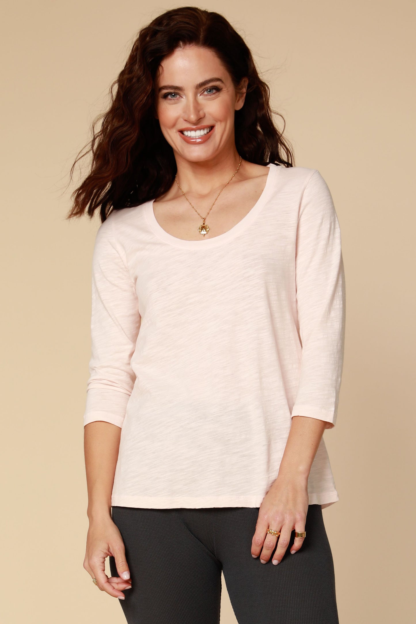 MOD-O-DOC 3/4 Sleeve Scoop Neck Tee
