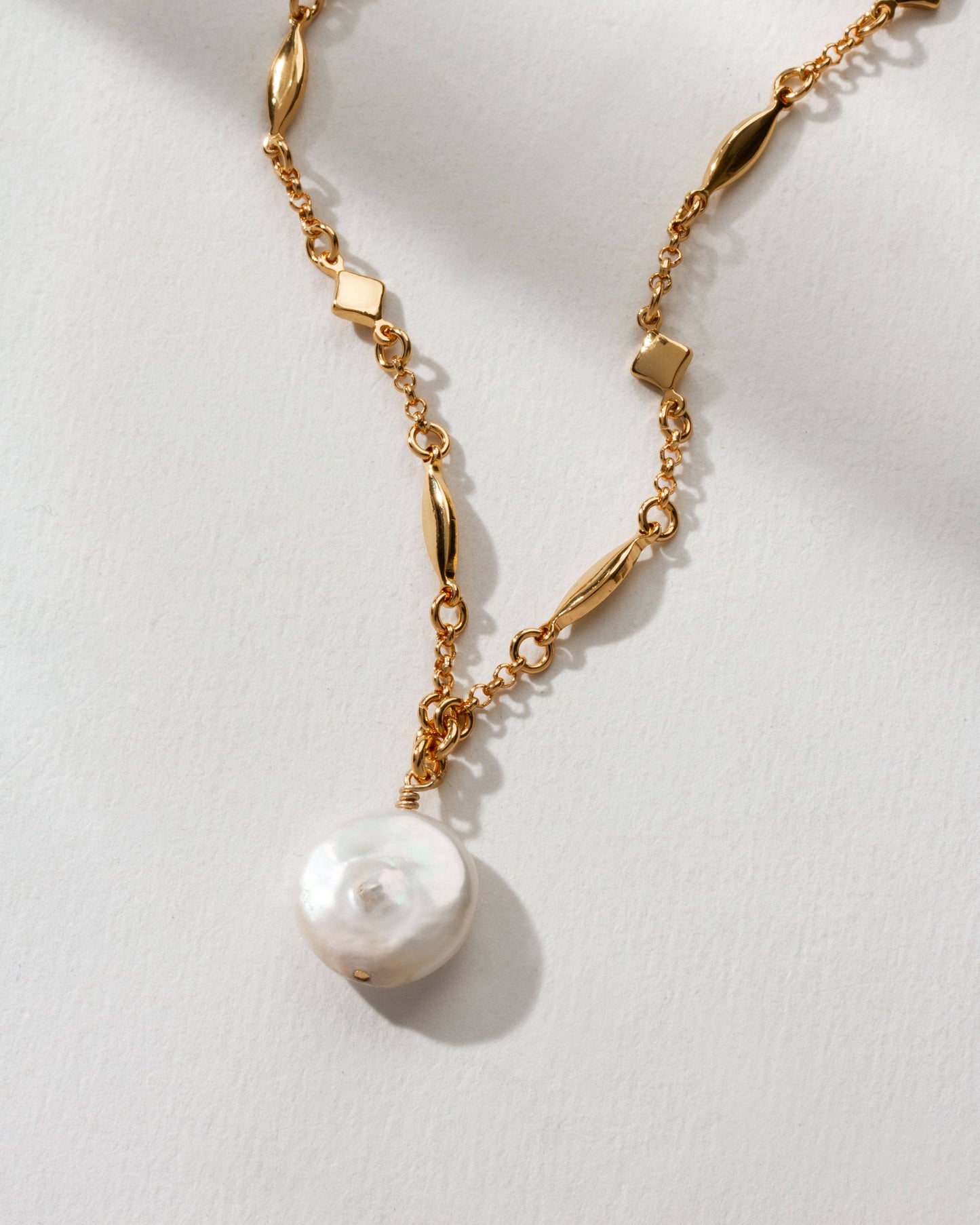 Luna Norte - Skybound Sea Pearls Necklace