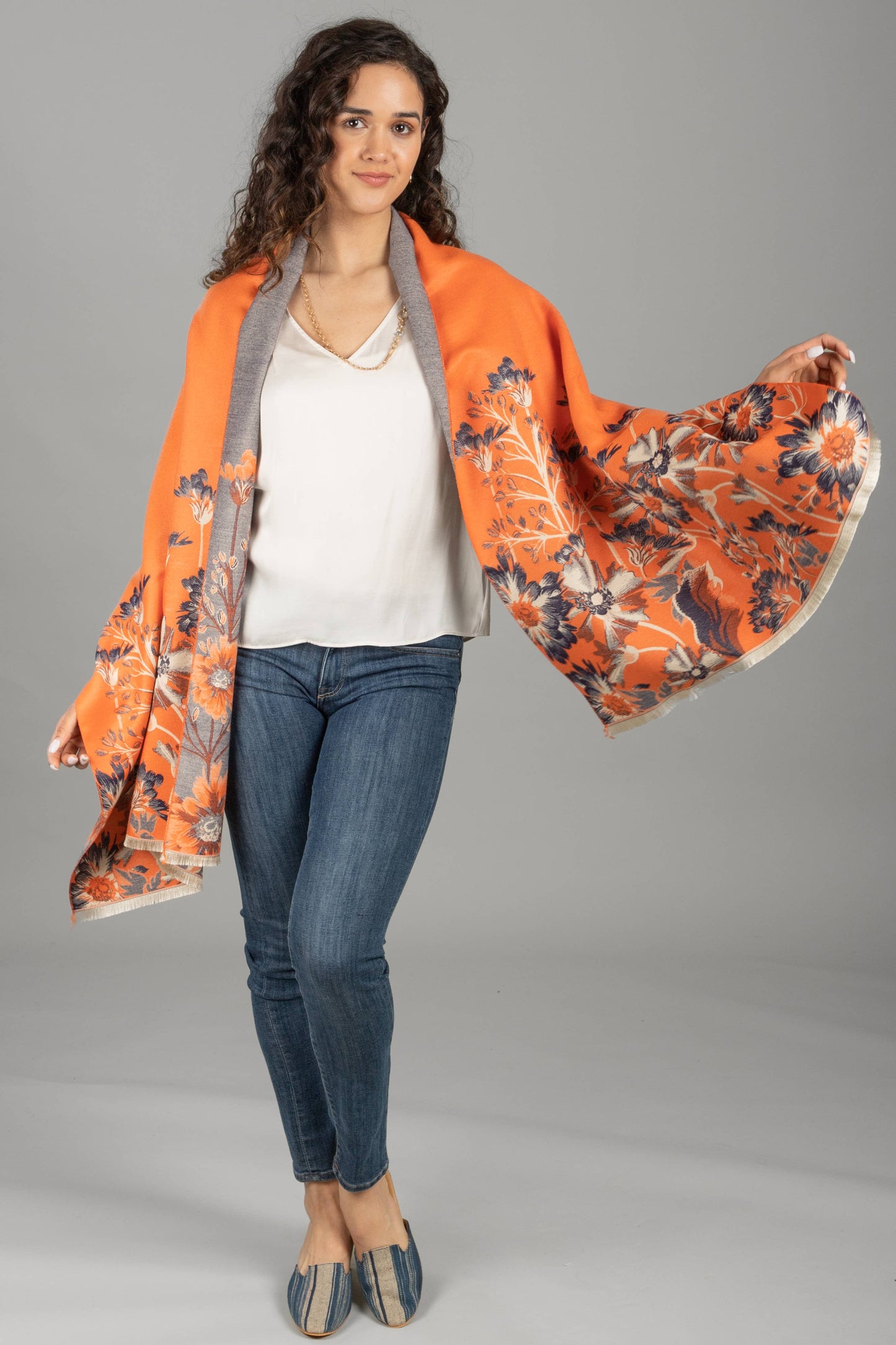 SAACHI - Reversible Floral Oversized Scarf