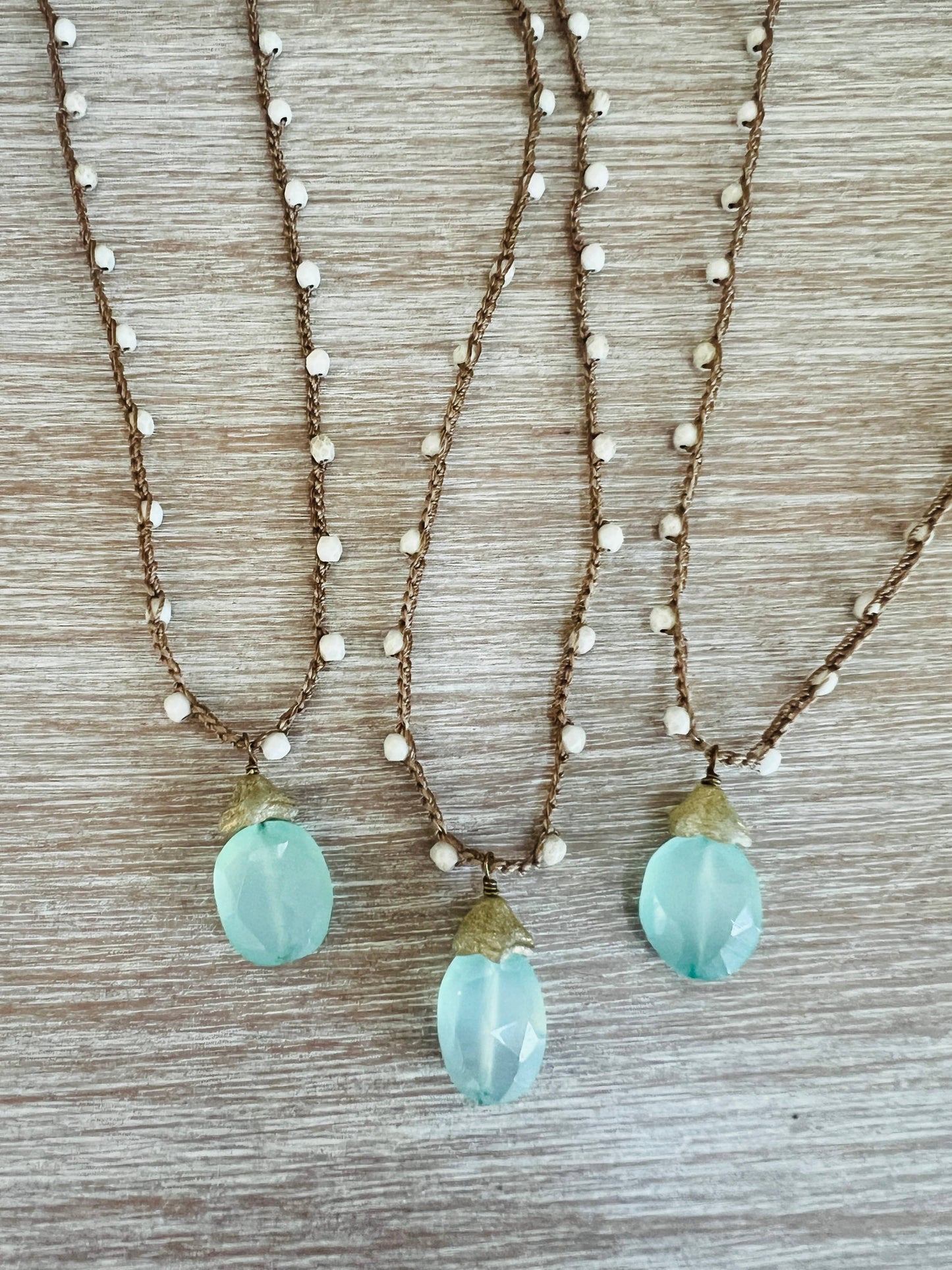 Twist Style - Chalcedony Dew Drop Necklace With Frosty White Crystal