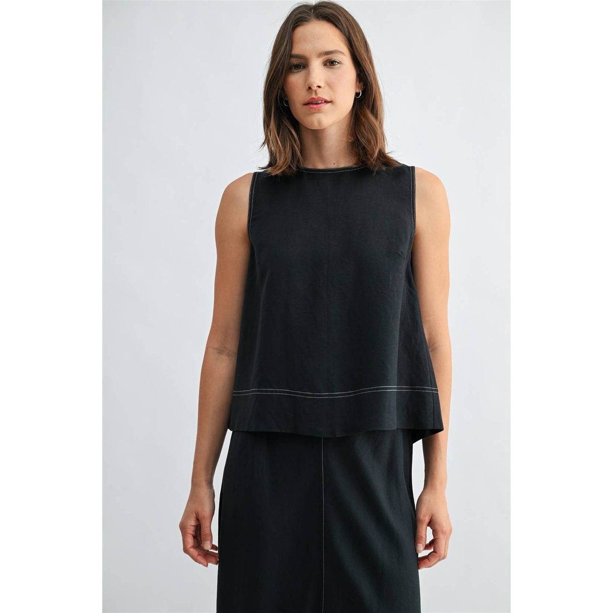FUN2FUN - LINEN PLEATED BACK SLEEVELESS TOP