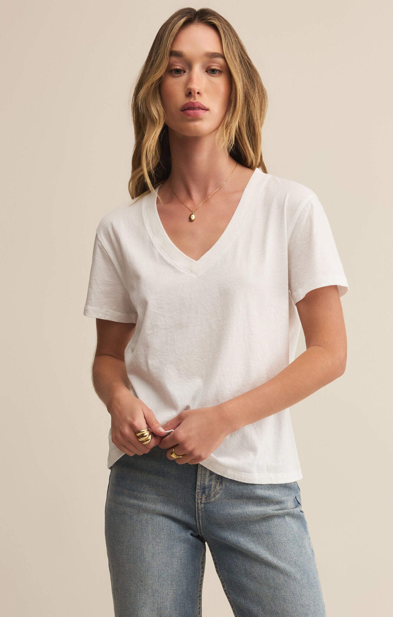 WEEKDAYS V-NECK TEE