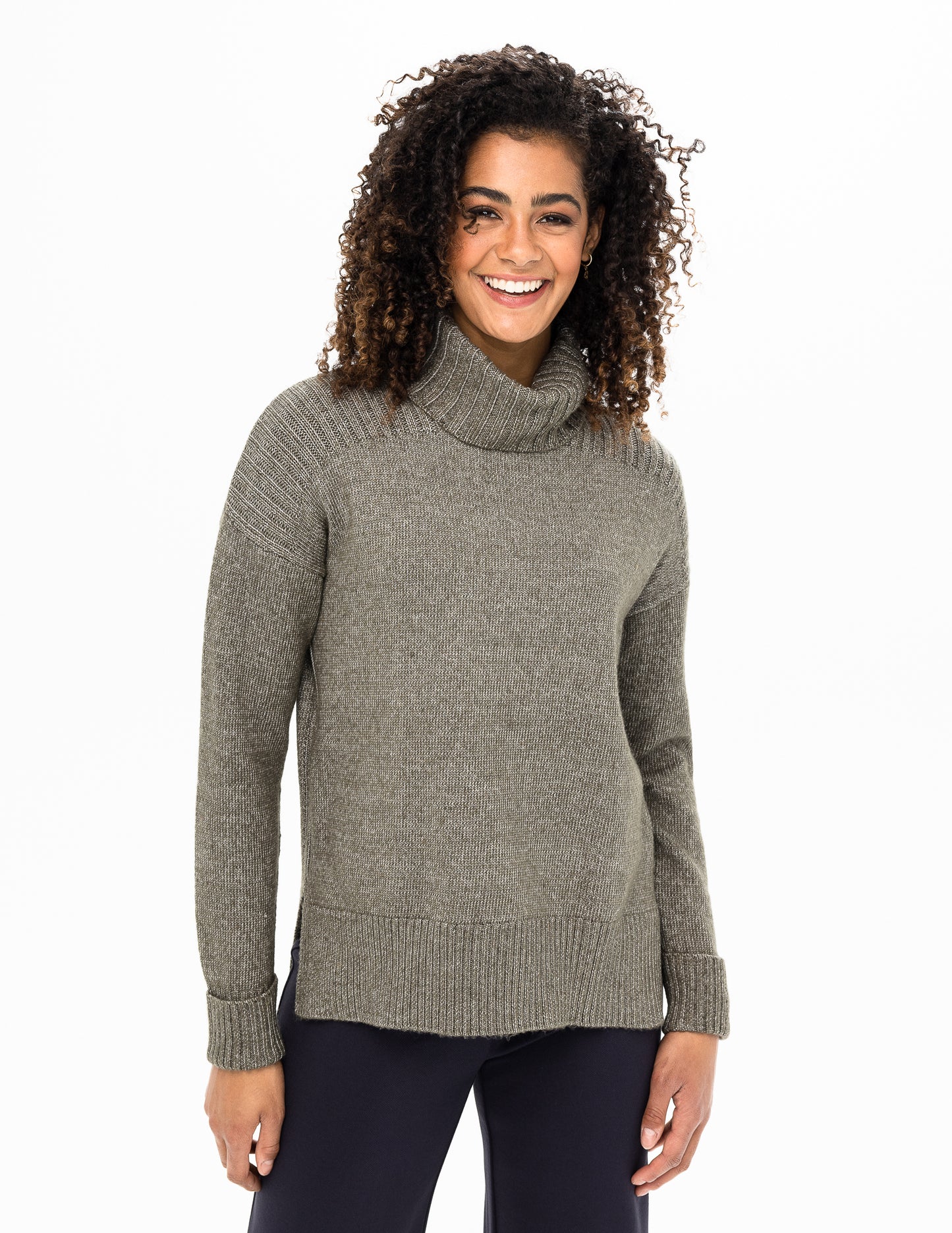 L/S TURTLE NECK SWEATER