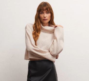 URSA SWEATER TOP