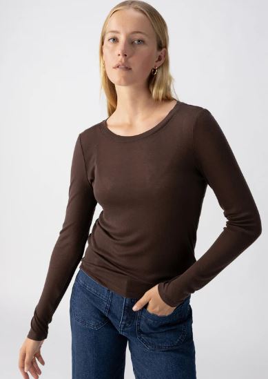 FEMME CREW TEE