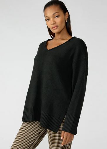 CASUAL COZY V-NECK SWEATER