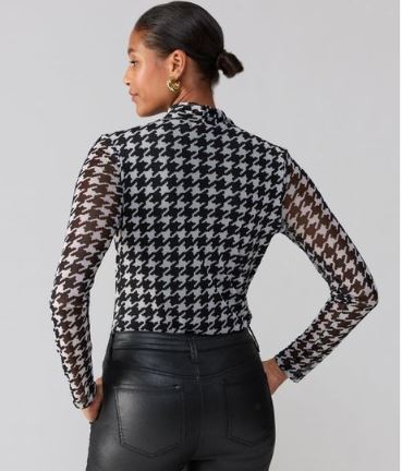 MAKE A STATMENT MESH TOP