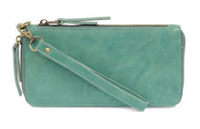 Load image into Gallery viewer, Chloe Zip Around Wall Wristlet
