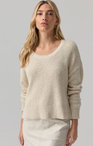 SCOOP NECK SWEATER