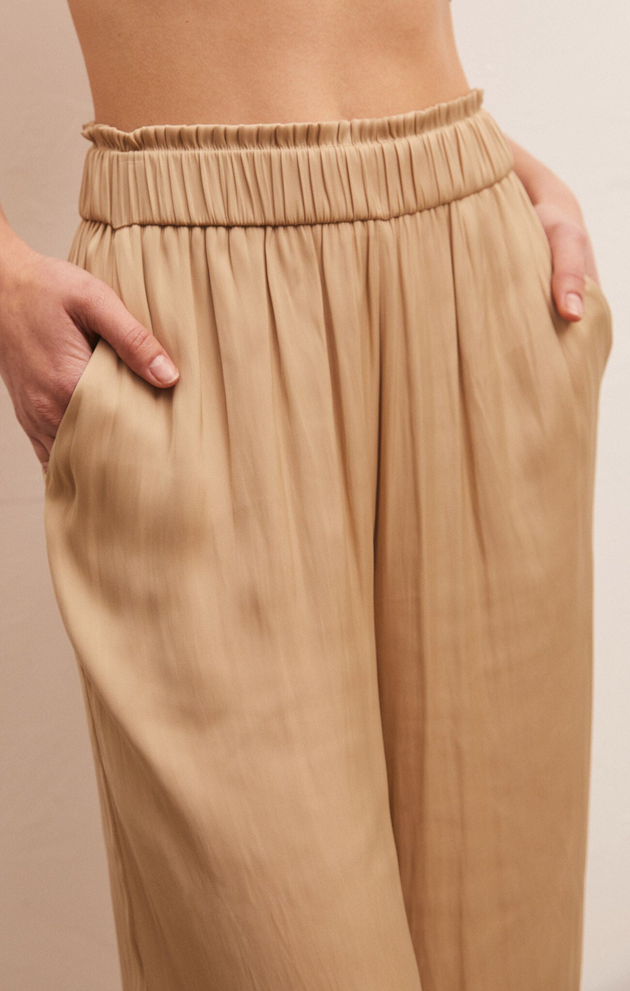 ESTATE LUX
SHEEN PANT
