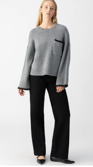 UPTOWN GIRL SWEATER