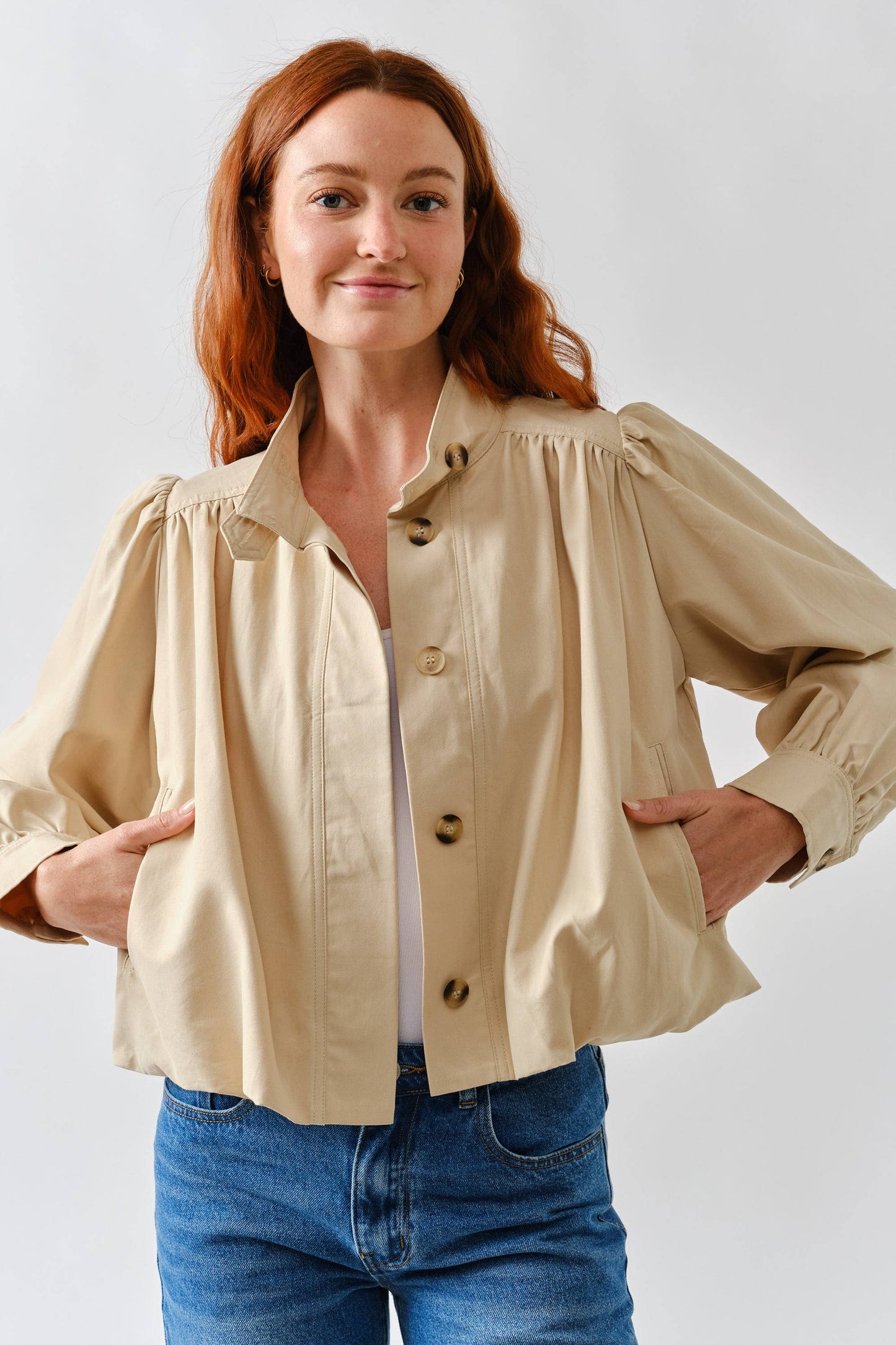 Aaron & Amber - MAJ3308 SHORT BALLON TRENCH JACKET