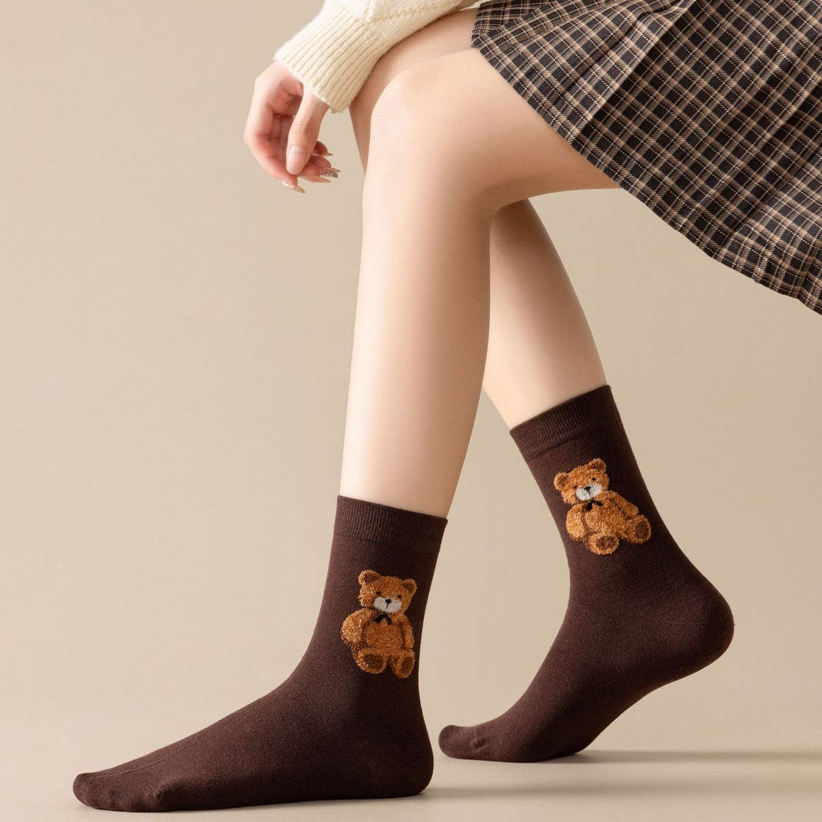 WOMEN BROWN BEAR COTTON CREW SOCKS - NINEXIS