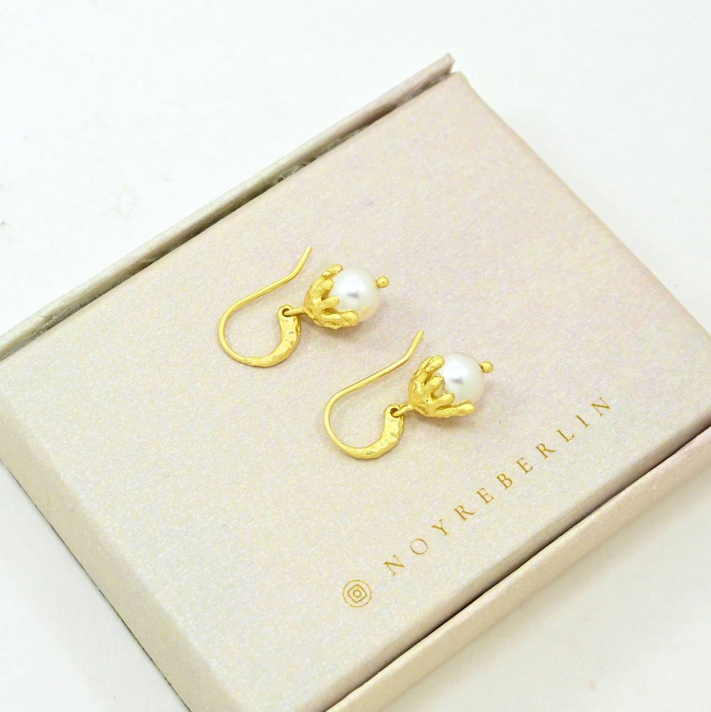Schmuckoo x Noyre Berlin - Tamala Earring Gold Plated - Natural Pearl