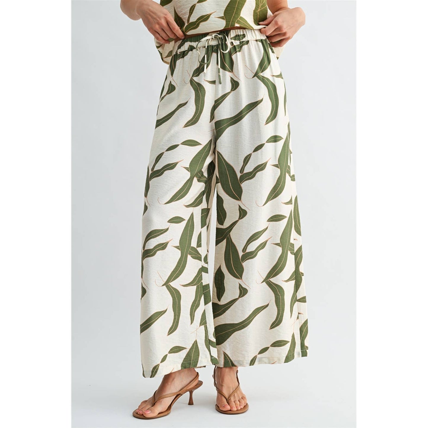 FUN2FUN - LEAF PRINT ELASTIC WAIST WIDE PANTS