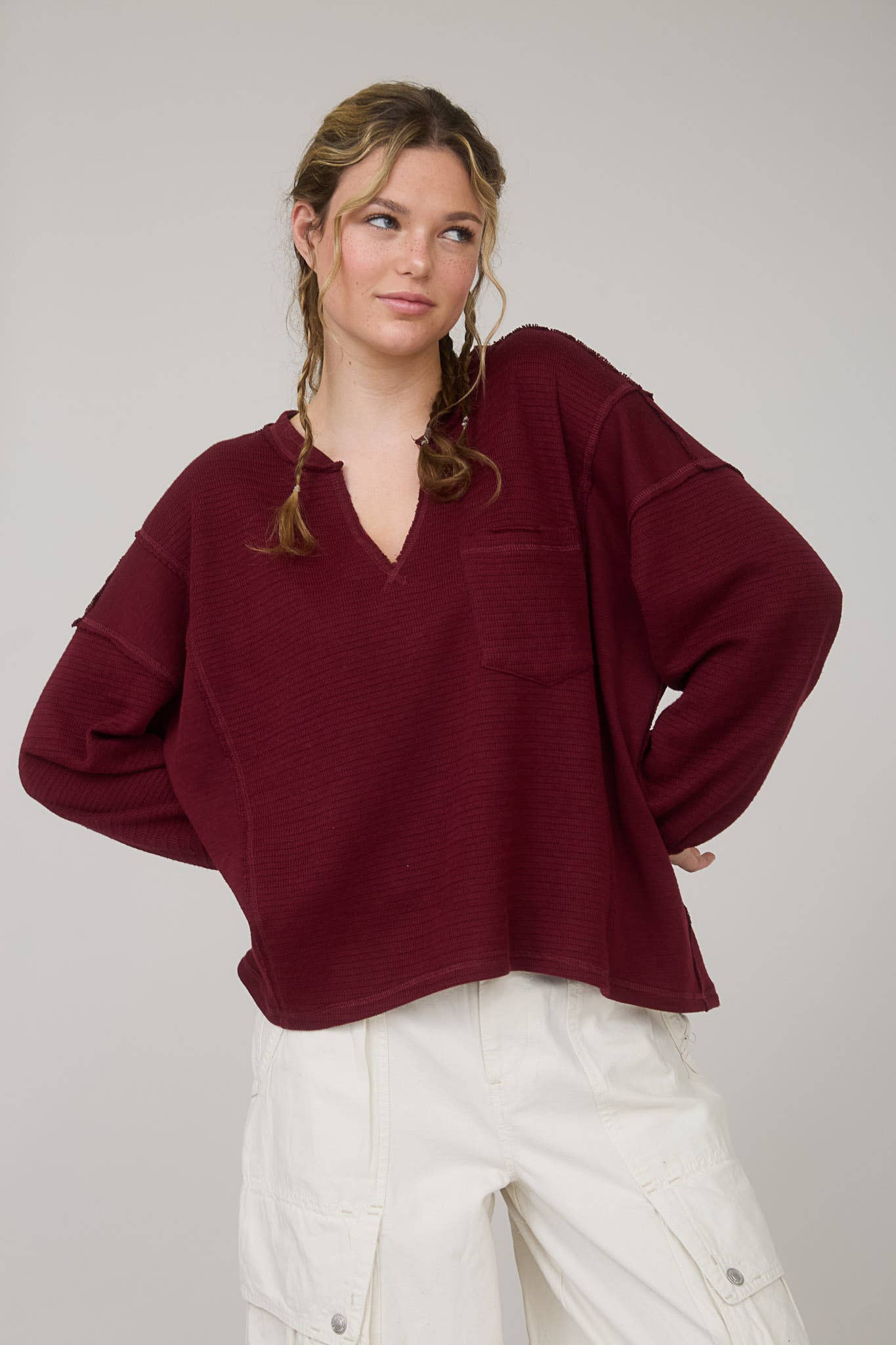 SOLID PATCHWORK SPLIT NECK KNIT TOP - Blu Pepper