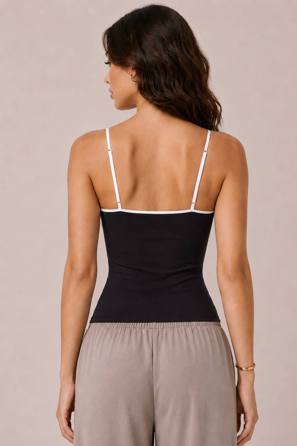 JC57648 - CONTRAST BINDING CAMI TOP