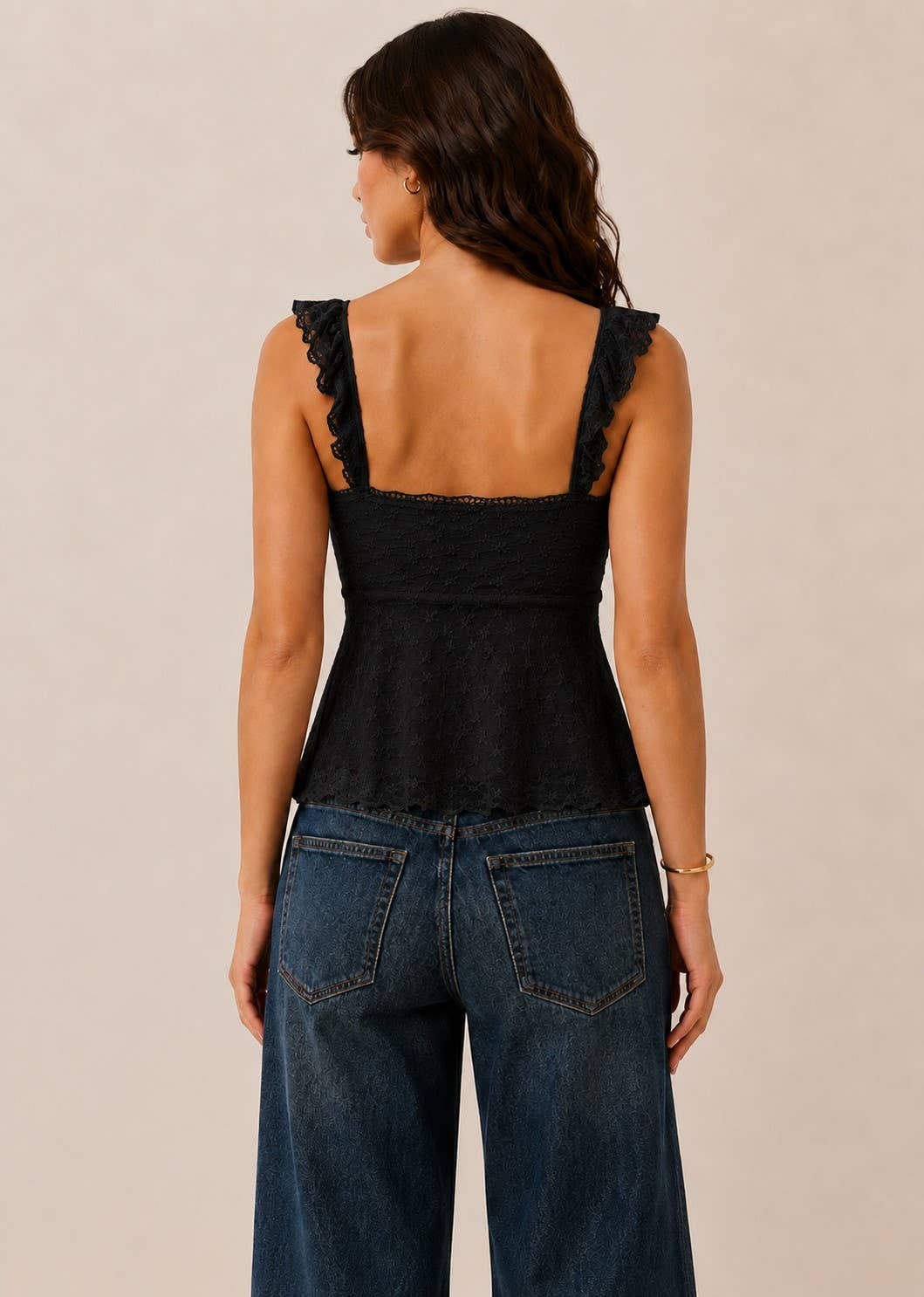 FLUTTER SLEEVE CIRCLE LACE TRIMMED BRA PADDED TOP - Heart & Hips